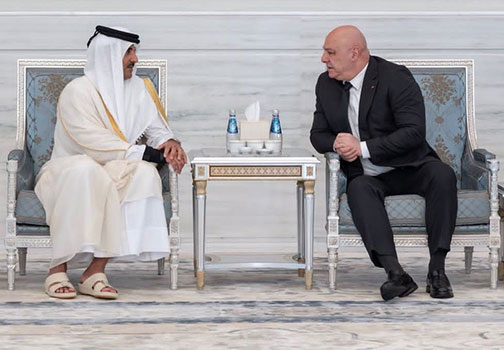 عون واللبنانية الأولى يشاركان في تقديم التعازي في الدوحة إثر رحيل الأمير الوالد الشيخ حمد بن خليفة آل ثاني