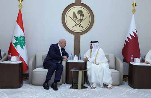  الرئيس عون وصل الى الدوحة لترؤس وفد لبنان الى القمة العربية الإسلامية الطارئة وأمير قطر الشيخ تميم بن حمد آل ثاني