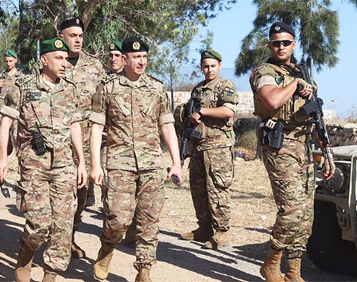 قائد الجيش يتفقد زوطر الغربية ميدانياً... والجيش يواصل الانتشار والمسح الأمني تمهيداً لعودة الأهالي