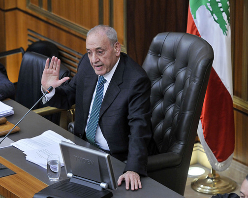 قانون الانتخابات: يشعل الجلسة التشريعية، انسحابات ... طيرت النصاب وجلسة تشريعية غدًا